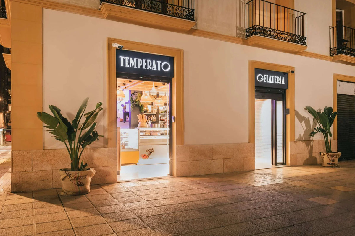 La fachada de Temperato en la calle Doctor Arcas Meca de Lorca